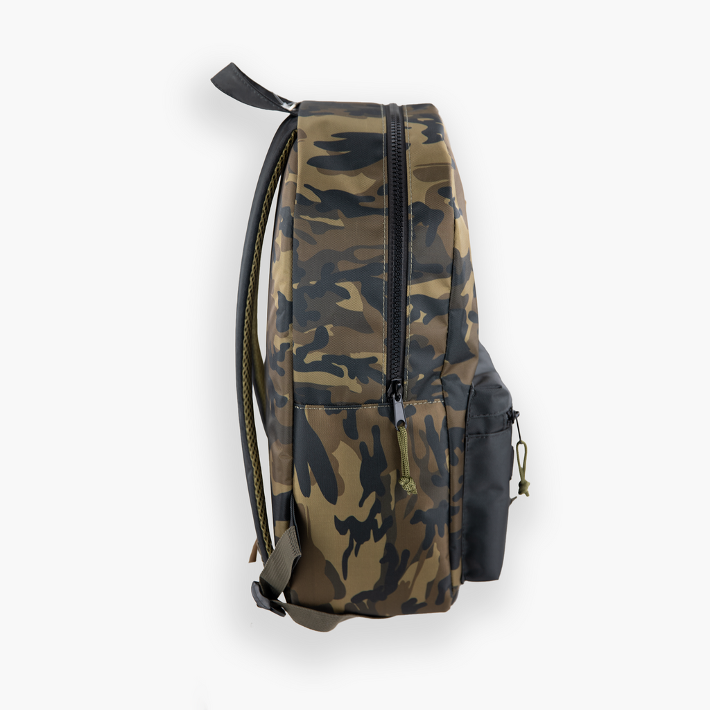 17'' CAMO BACKPACK