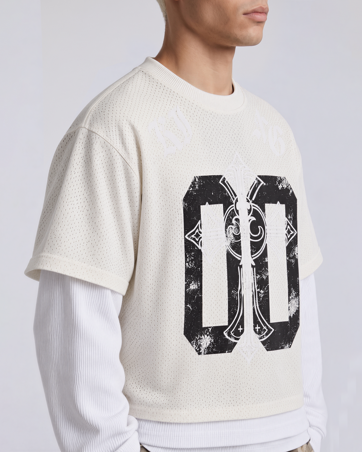 MONARCH KING 00 GOTHIC CROSS OVERSIZED MESH TWOFER TEE